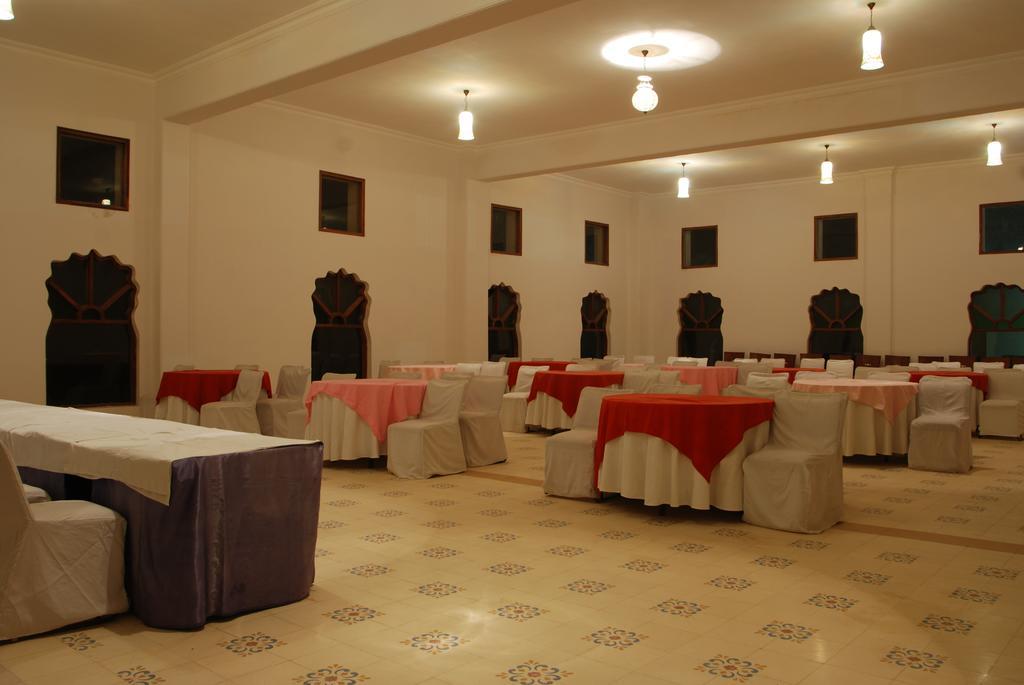 Sara Vilas Hotel Nawalgarh Екстериор снимка