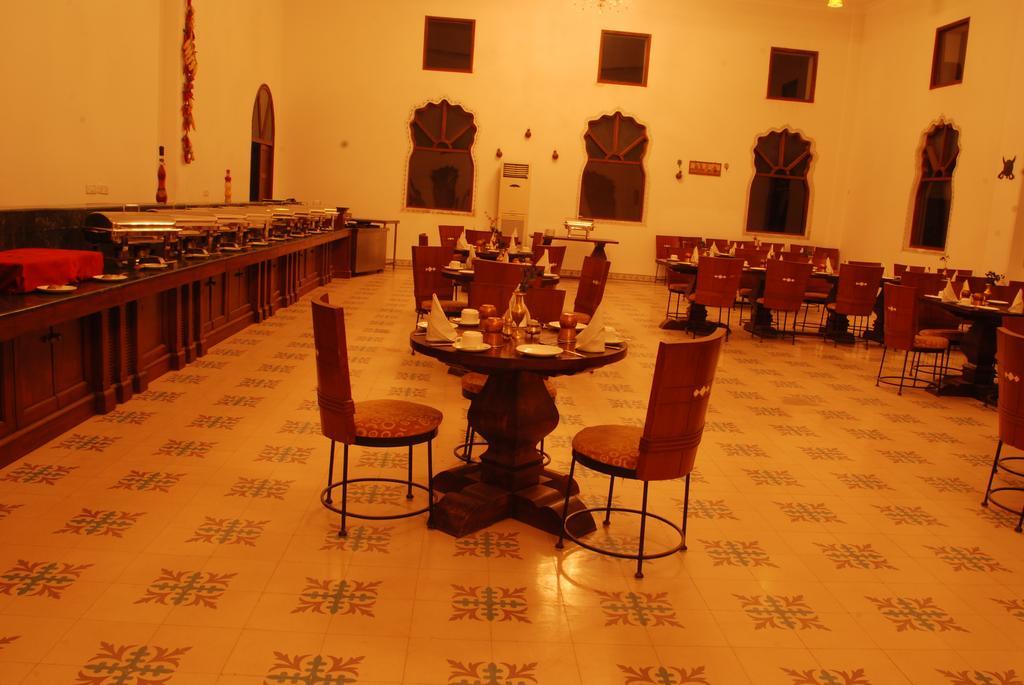 Sara Vilas Hotel Nawalgarh Екстериор снимка